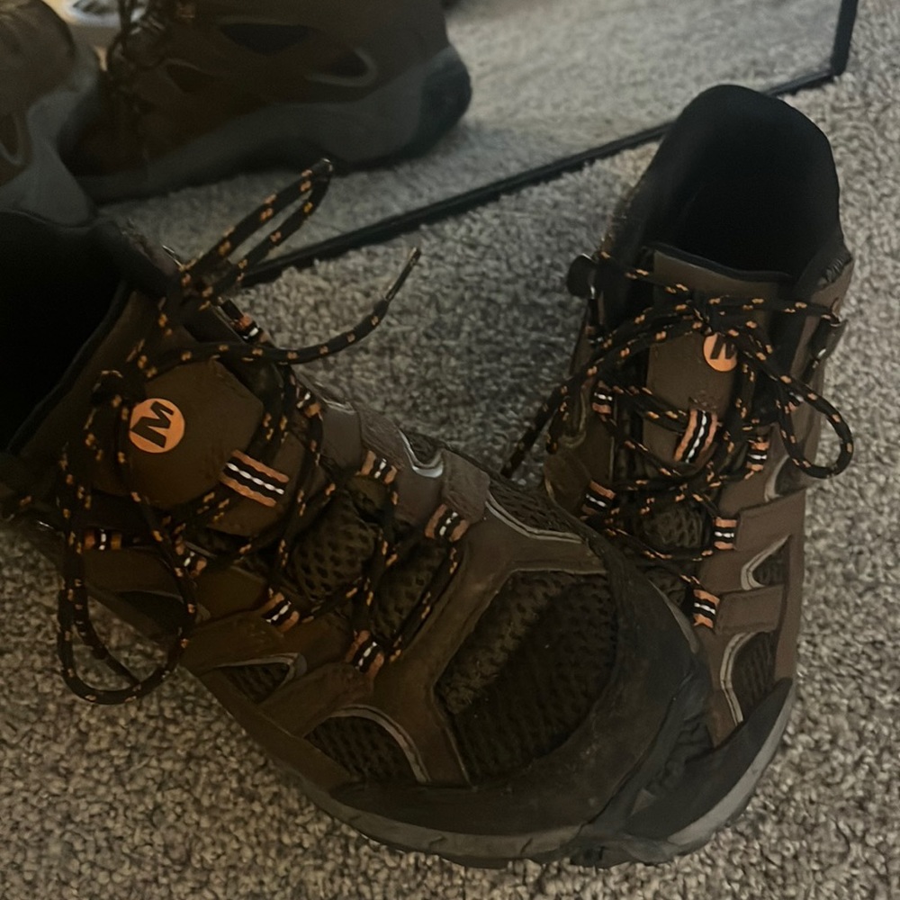 Merrell kids hiking boots. In incredible shape.